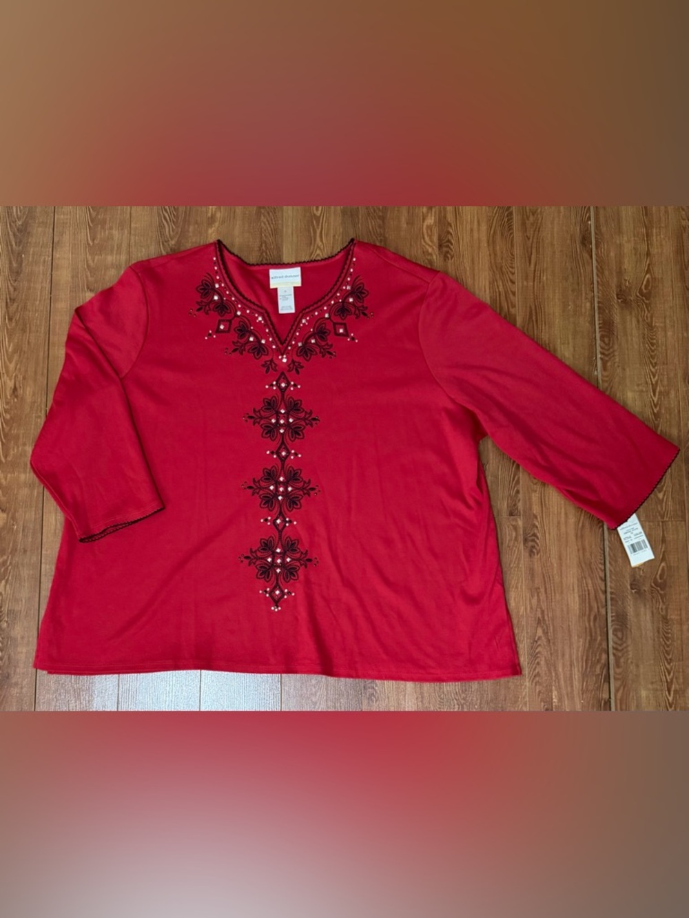 Women’s Alfred Dunner Red Long-Sleeve Top with Black Embroidery - Sz.3X - NWT